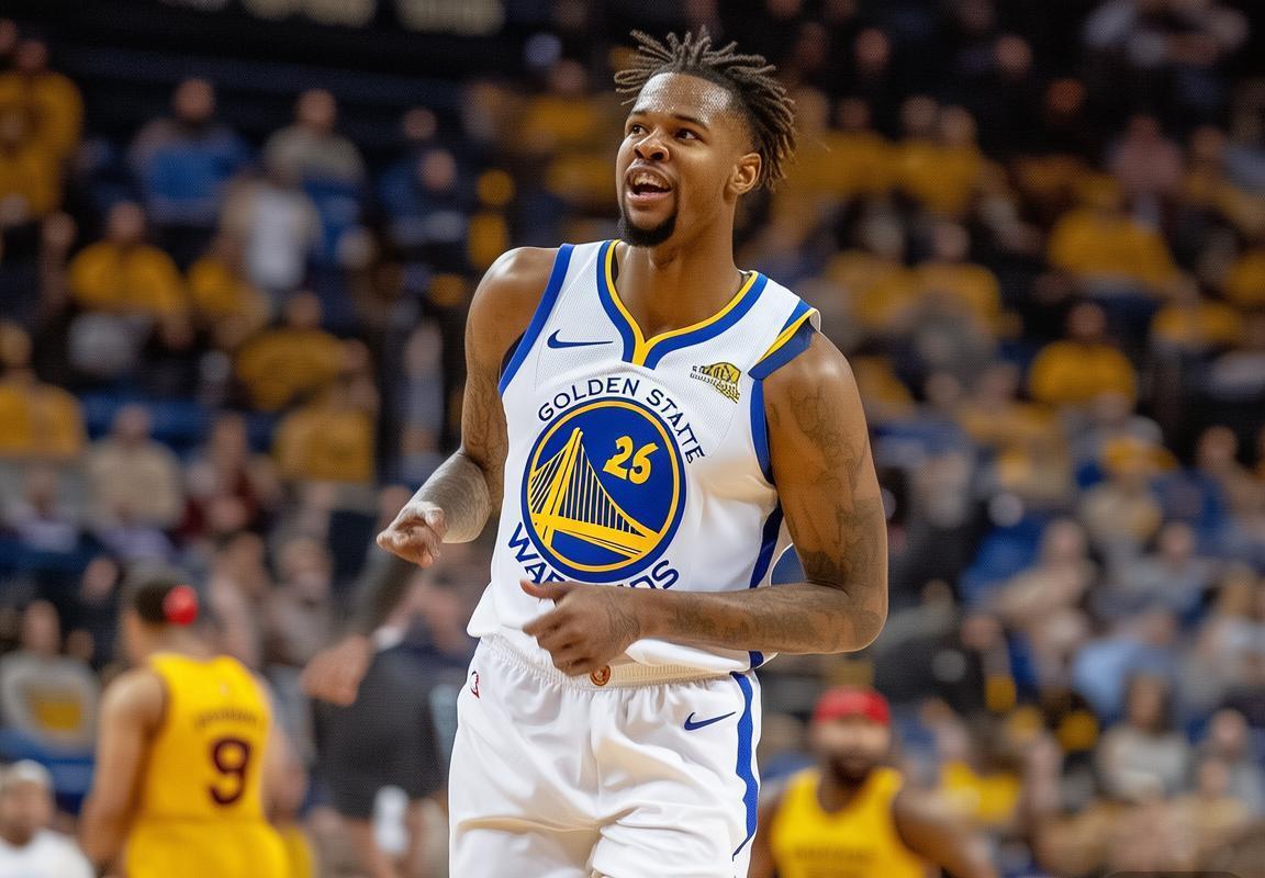 帕特·斯宾塞NBA首秀惊艳，助力金州勇士逆转骑士，新秀表现亮眼